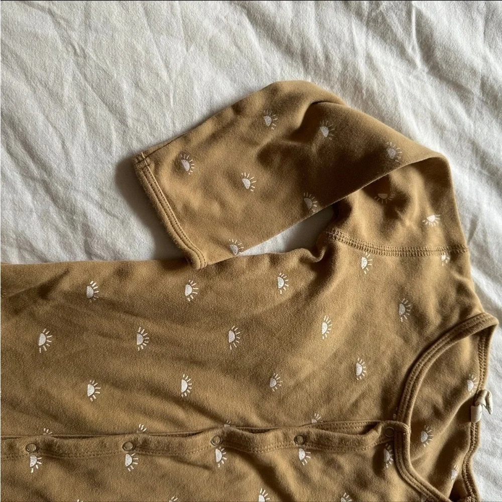 Kate Quinn and Quincy bundle 18/24 months